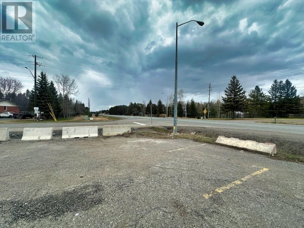 1725 Hwy 61, Thunder Bay, Ontario  P7J 1G3 - Photo 25 - TB2602423