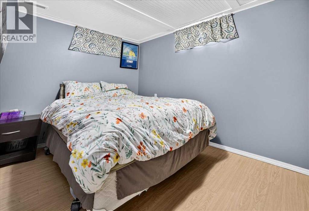 661 12 Avenue, Carstairs, Alberta  T0M 0N0 - Photo 38 - A2337406