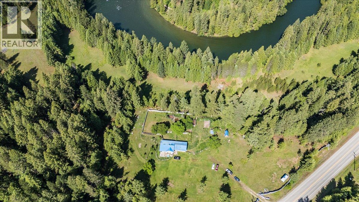 2621 3a Highway, Castlegar, British Columbia  V1N 4P5 - Photo 16 - 10398006