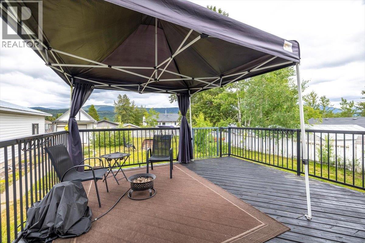 33 Dawson Crescent, Elkford, British Columbia  V0B 1H0 - Photo 46 - 10393668