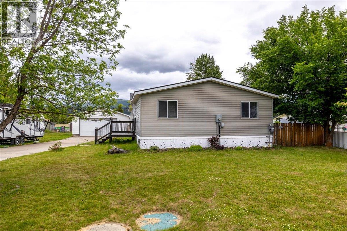 33 Dawson Crescent, Elkford, British Columbia  V0B 1H0 - Photo 62 - 10393668