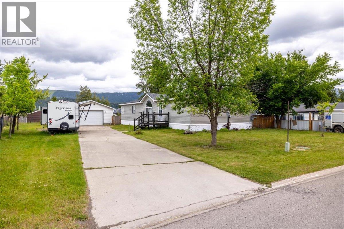 33 Dawson Crescent, Elkford, British Columbia  V0B 1H0 - Photo 66 - 10393668