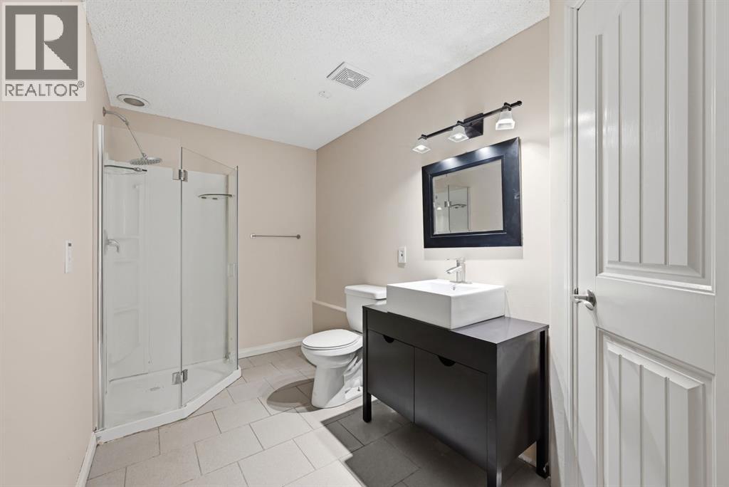 646 Everridge Drive Sw, Calgary, Alberta  T2Y 4w5 - Photo 35 - A2311039