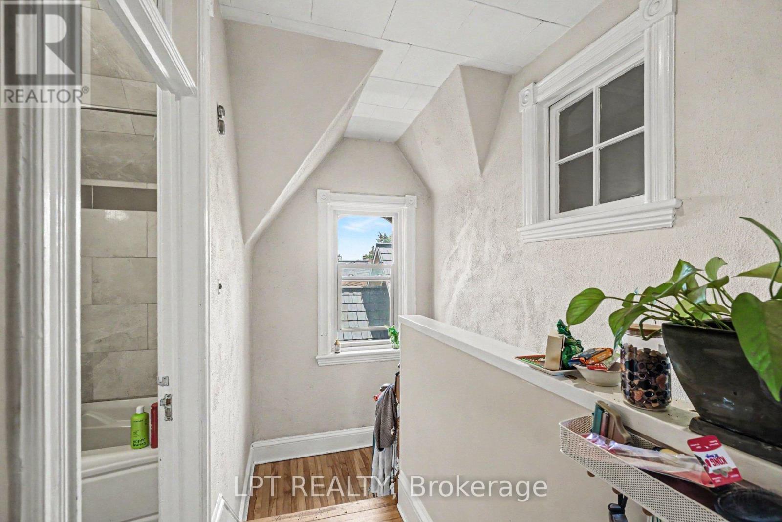 475 Maclaren Street, Ottawa, Ontario  K1R 5K5 - Photo 10 - X13691960