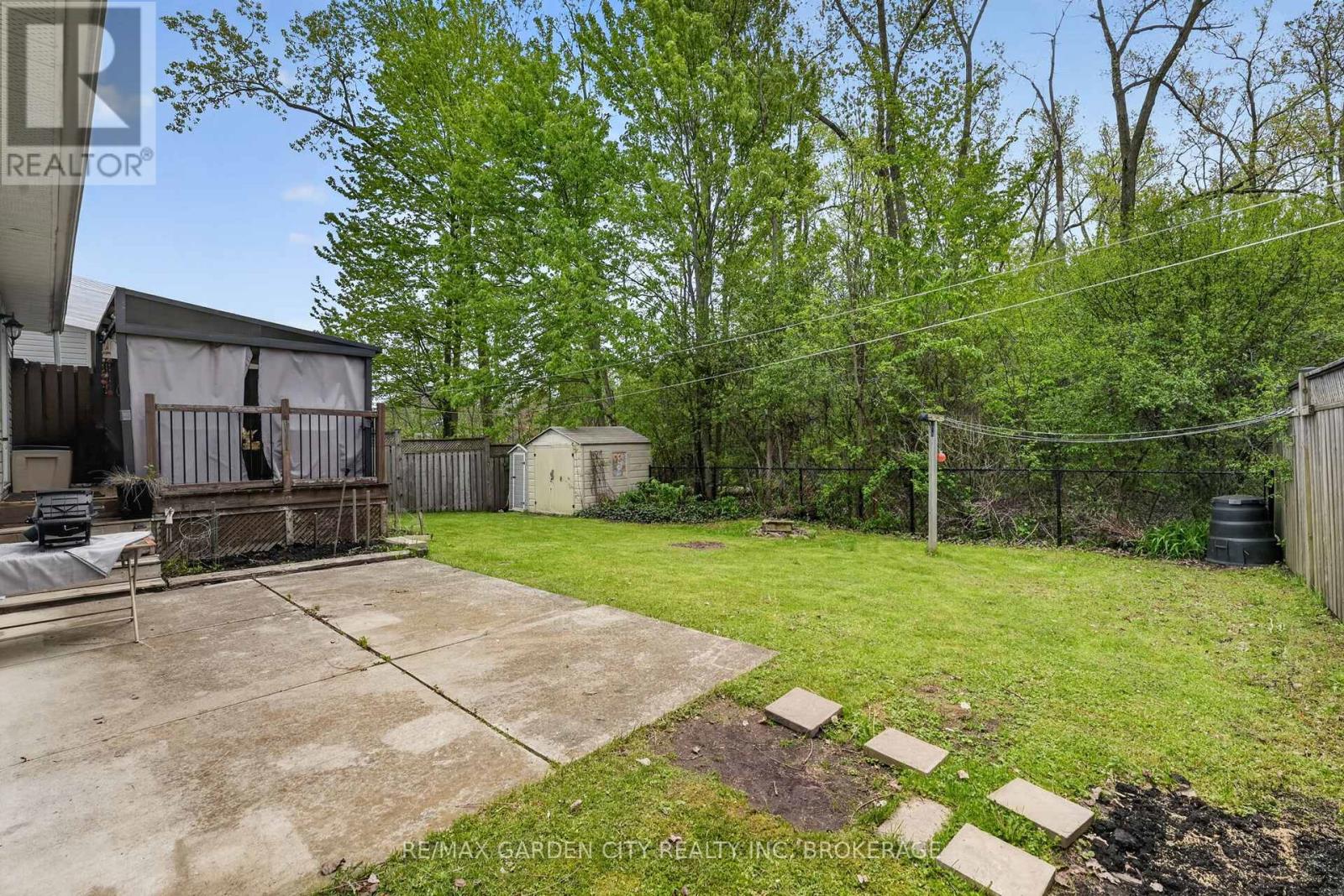 11 Rochelle Crescent, Fort Erie, Ontario  L0S 1N0 - Photo 31 - X13691898