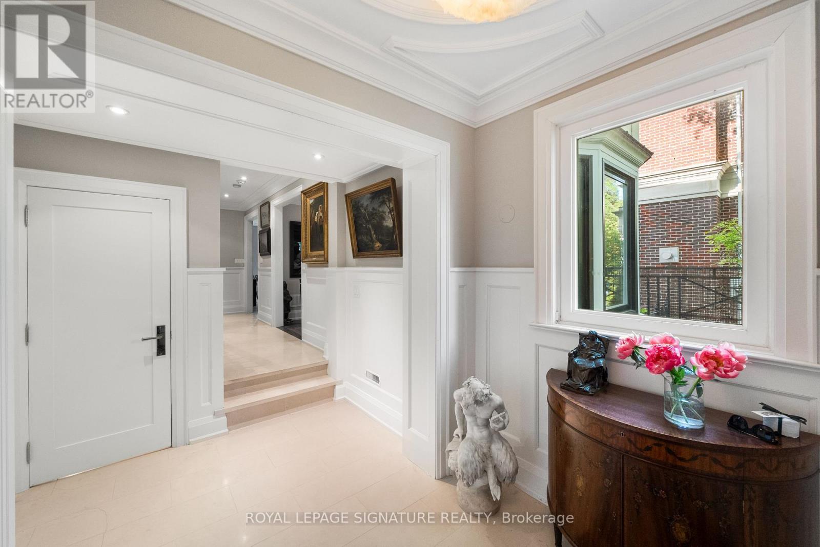 230 Strathallan Wood, Toronto, Ontario  M5N 1T4 - Photo 7 - C13691978