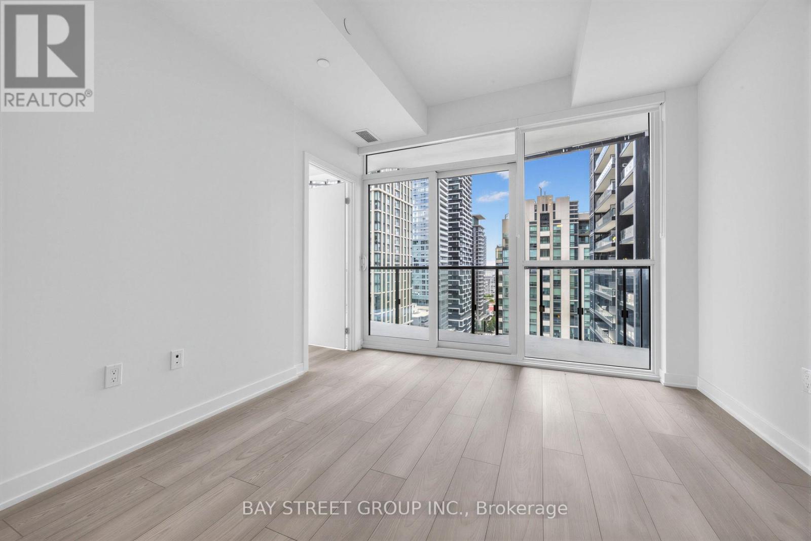 1602 - 110 Broadway Avenue, Toronto, Ontario  M4P 1V7 - Photo 10 - C13691980