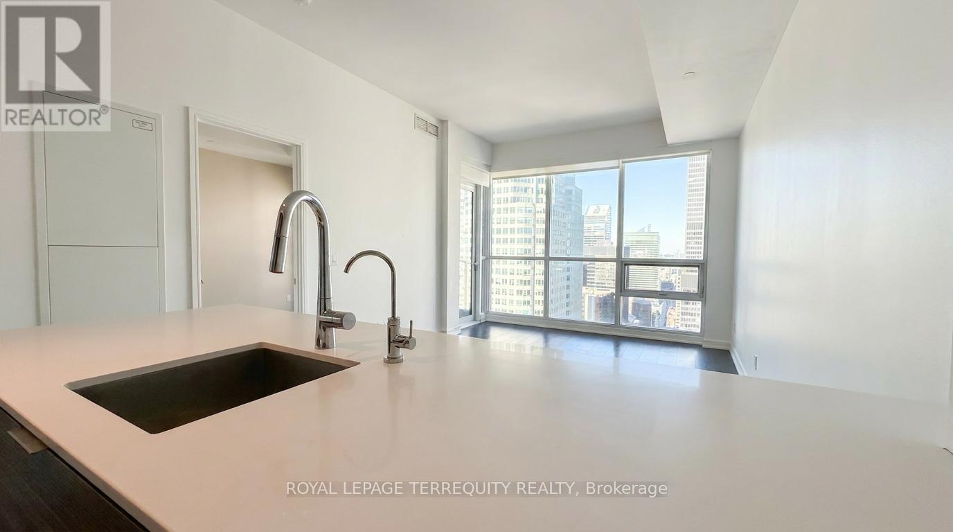 4707 - 88 Scott Street, Toronto, Ontario  M5E 0A9 - Photo 4 - C13692018