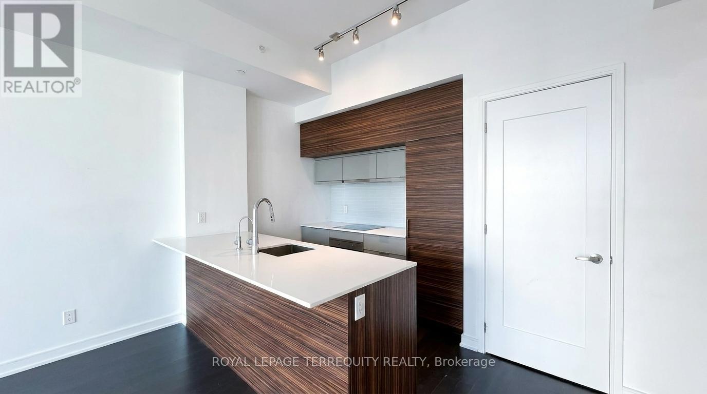 4707 - 88 Scott Street, Toronto, Ontario  M5E 0A9 - Photo 8 - C13692018