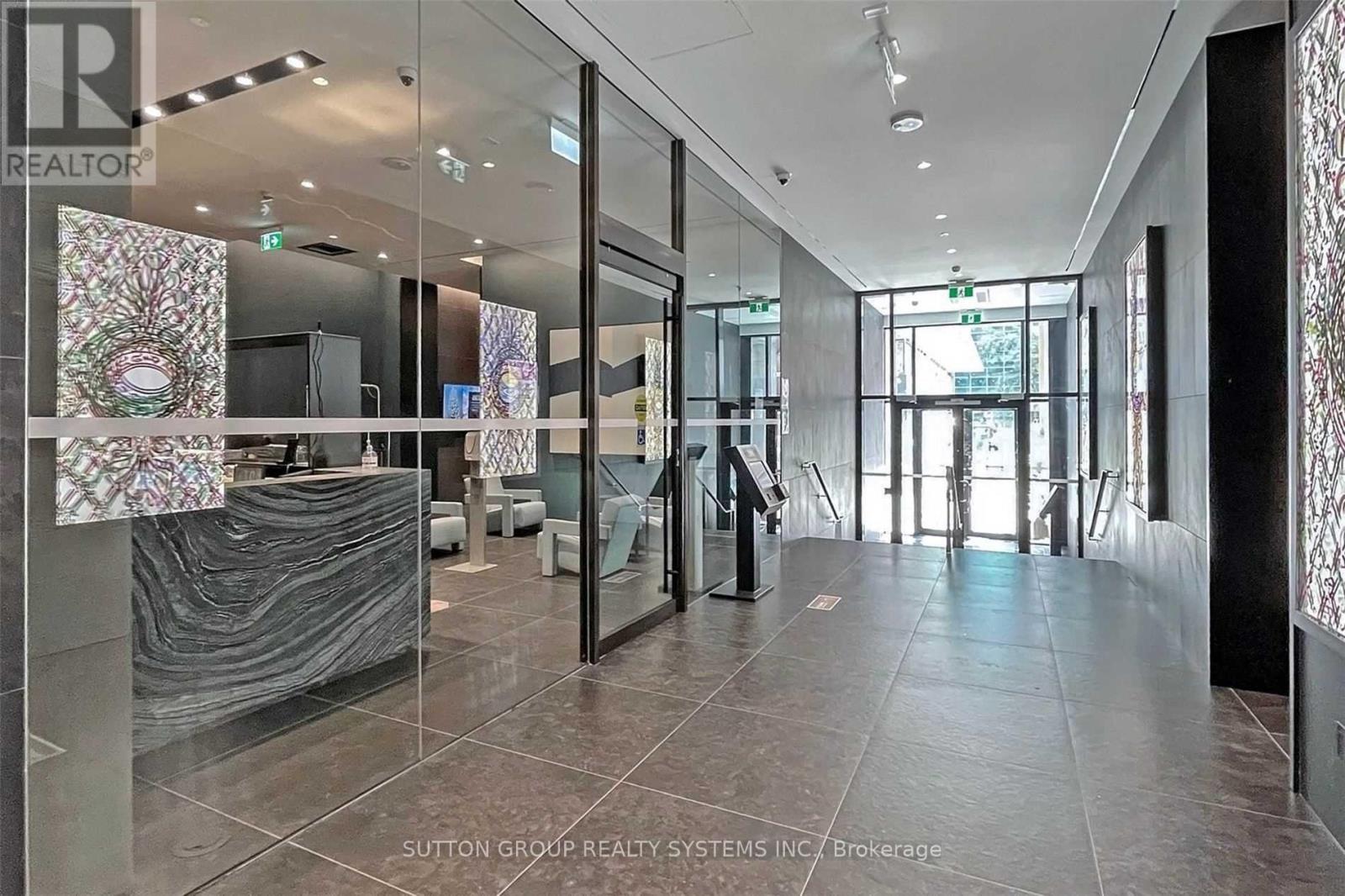 2305 - 25 Richmond Street E, Toronto, Ontario  M5C 0A6 - Photo 2 - C13692030