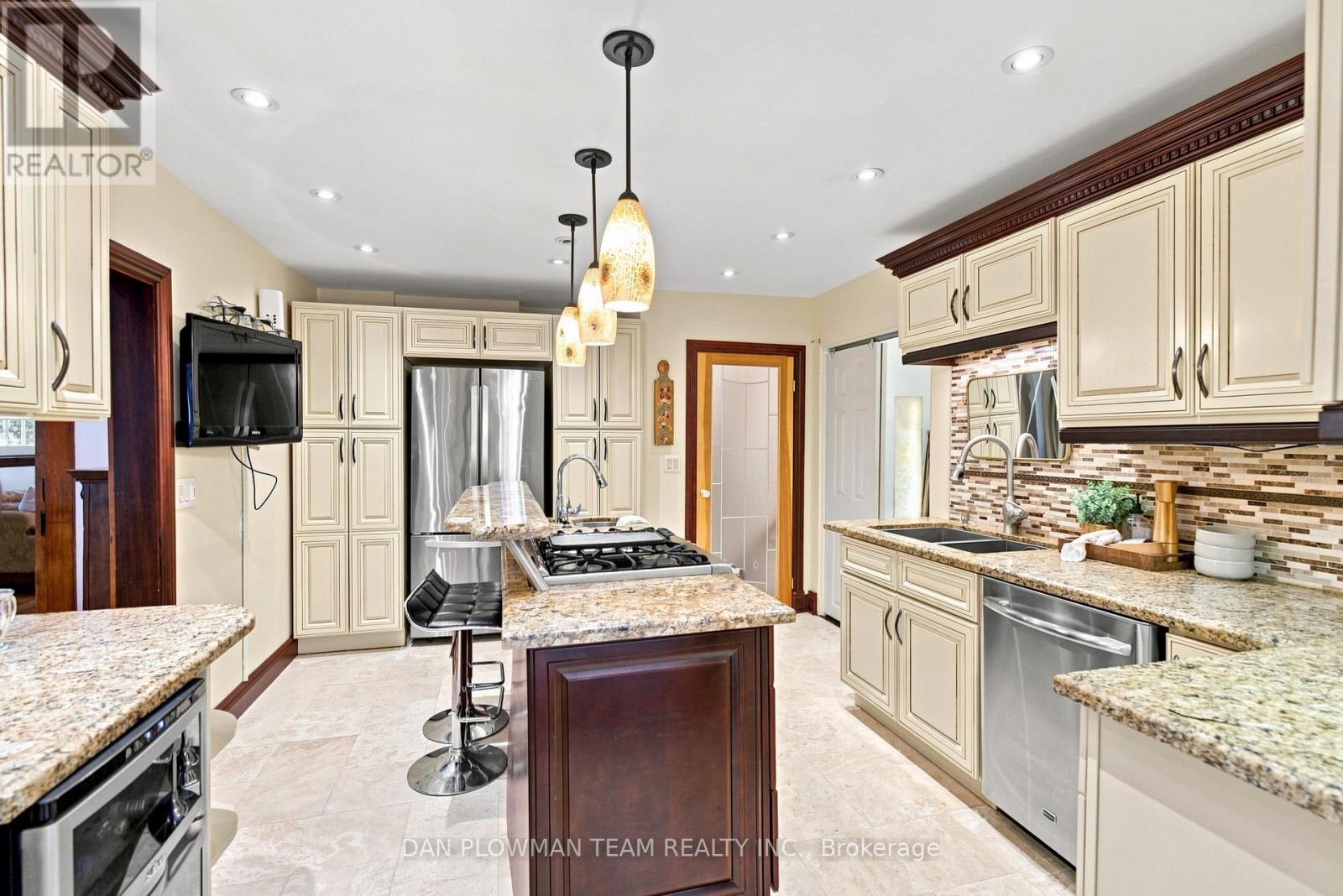 519 Kingston Road W, Ajax, Ontario  L1S 6M1 - Photo 14 - E13692028