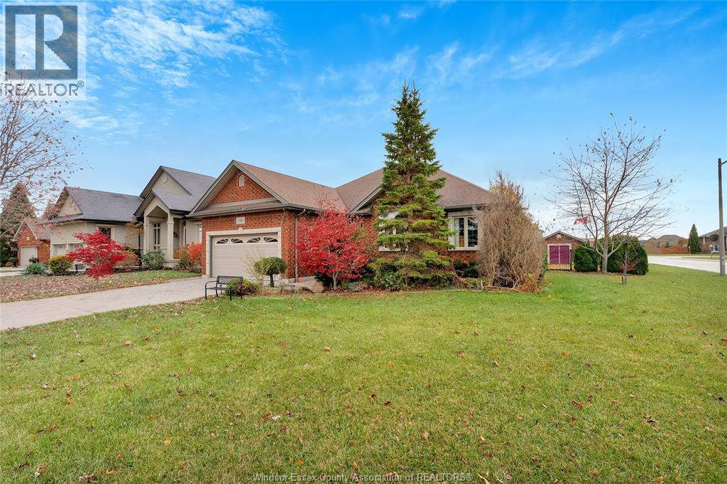 1381 Emma Street, Lakeshore, Ontario  N0R 1A0 - Photo 2 - 26020279