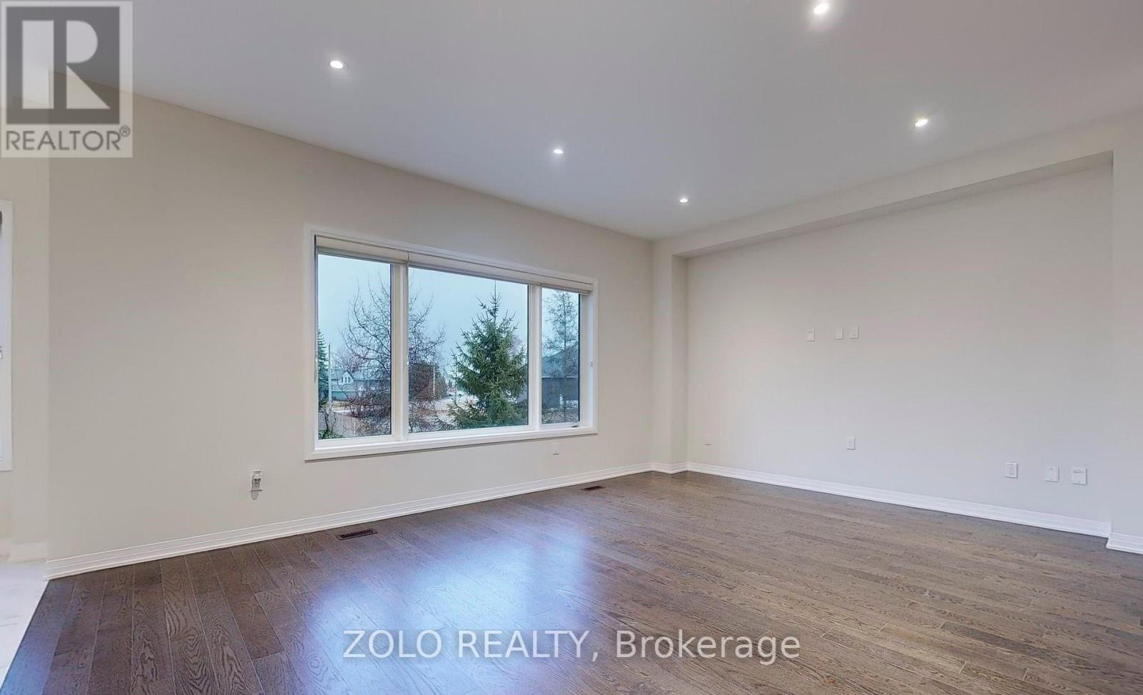 3705 Lakepoint Drive, Severn (West Shore), Ontario  L3V 6H3 - Photo 4 - S13691976