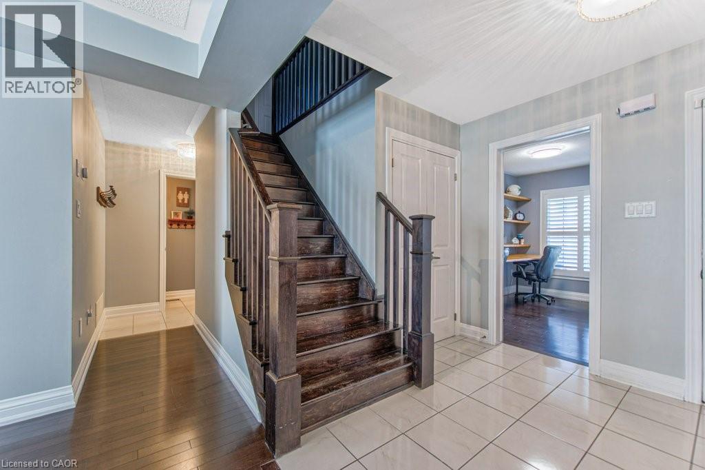 76 Ruhl Drive S, Milton, Ontario  L9T 8S4 - Photo 7 - 40856791