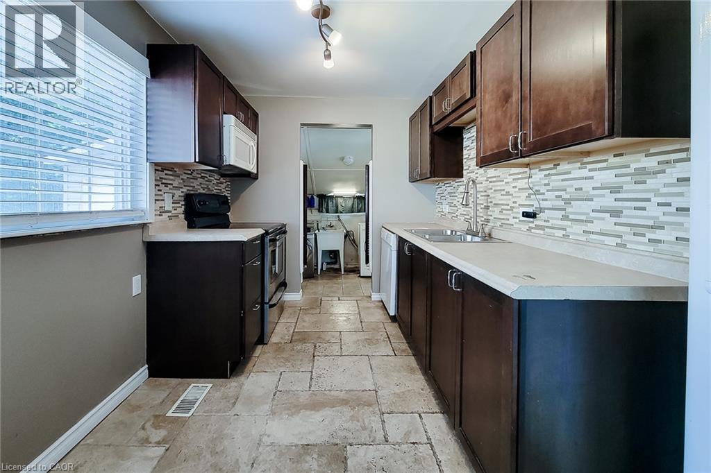 92 Munn Street, Hamilton, Ontario  L8V 1K3 - Photo 17 - 40856569