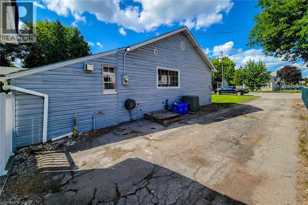 92 Munn Street, Hamilton, Ontario  L8V 1K3 - Photo 38 - 40856569
