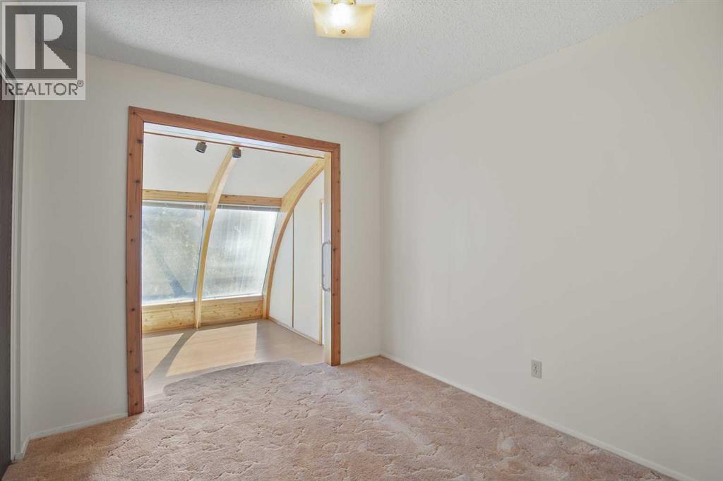 3706 51 Avenue, Innisfail, Alberta  T4G 1H6 - Photo 14 - A2332435
