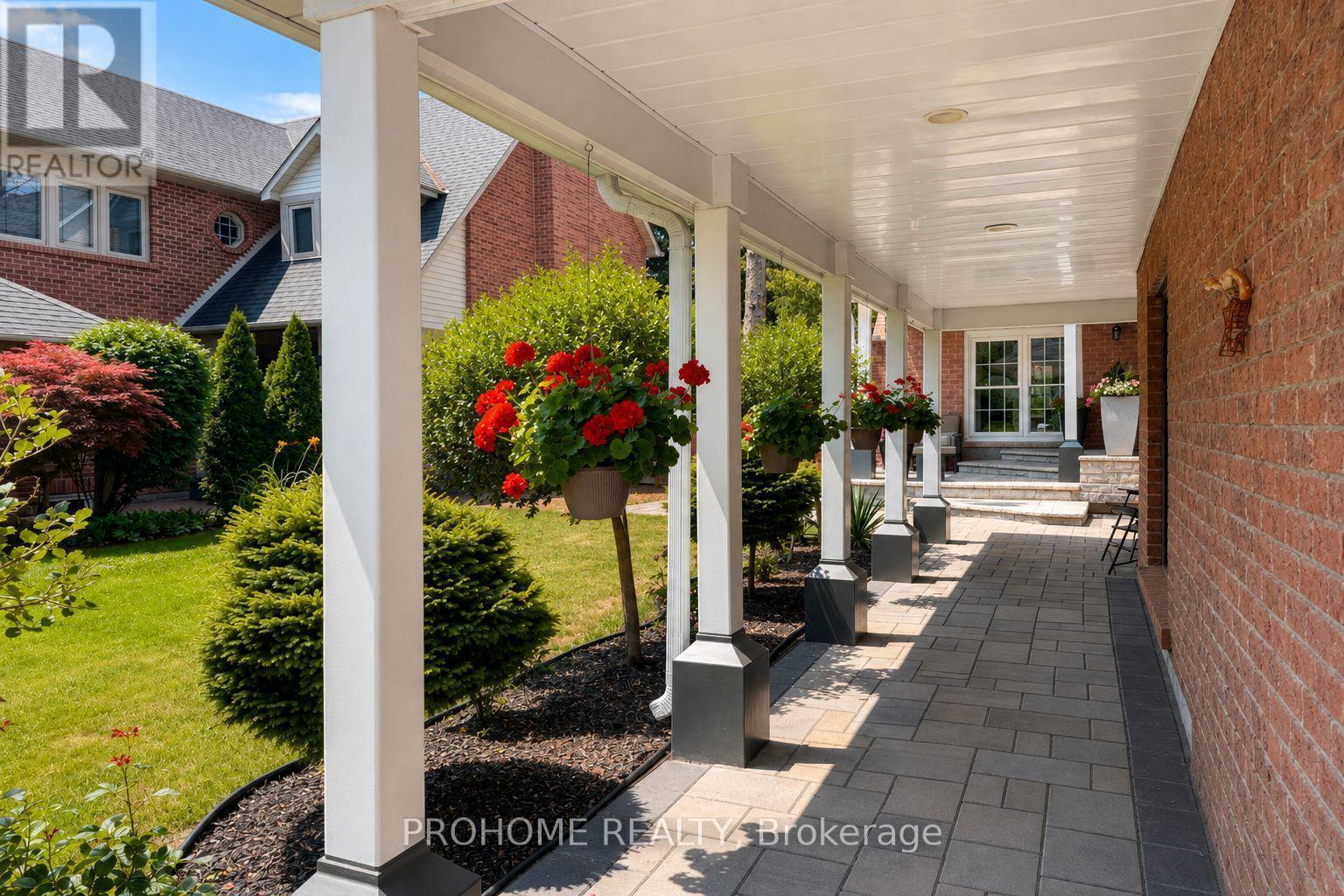 43 Rosemead Close, Markham, Ontario L3R 3Z4 - Photo 3 - N13674638