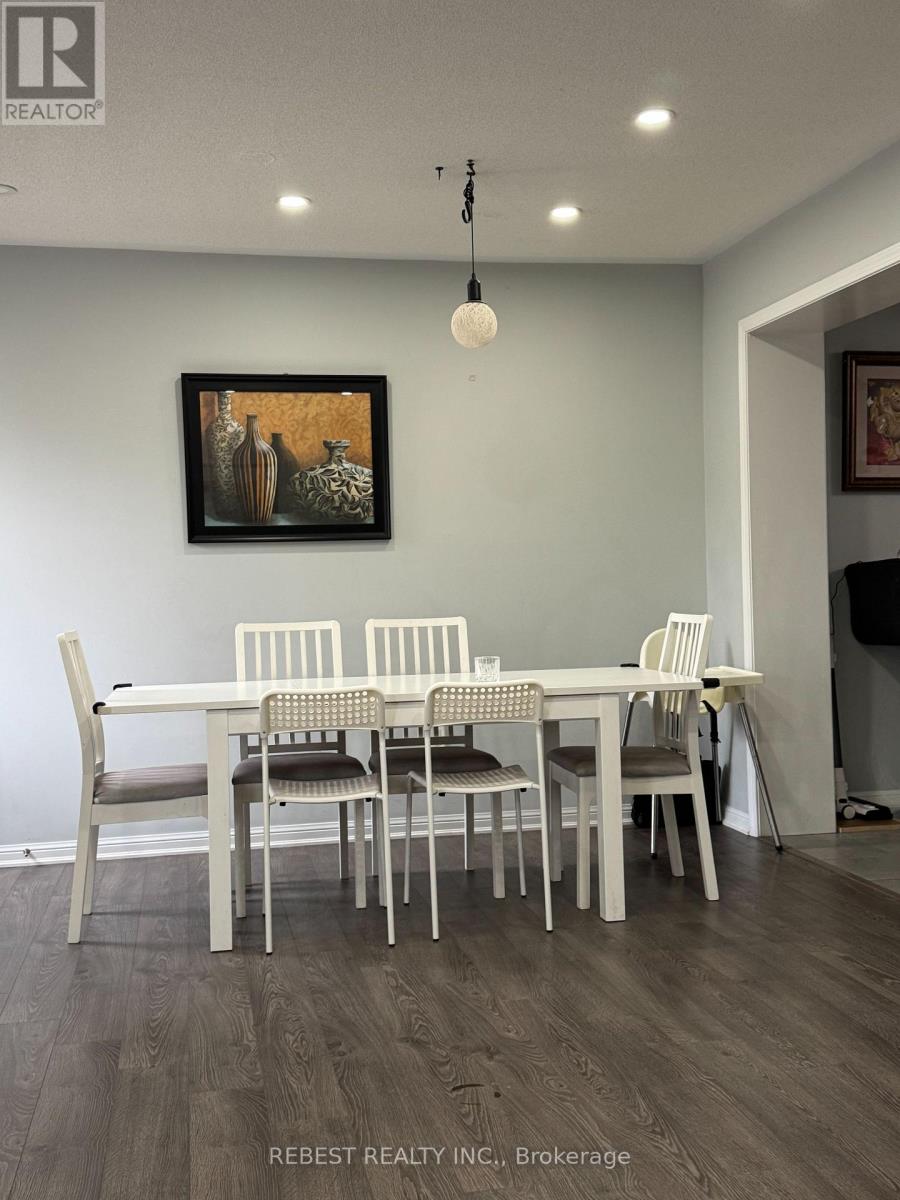 7 Reichert Court, Milton, Ontario  L9T 8R6 - Photo 7 - W13691888