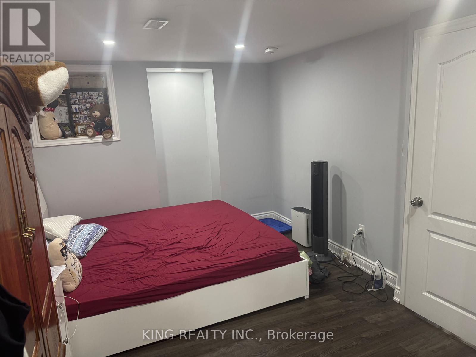 Basement - 8 Ferncroft Place, Brampton, Ontario  L7A 2Z6 - Photo 13 - W13691908