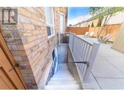 BASEMENT - 8 FERNCROFT PLACE, Brampton, Ontario