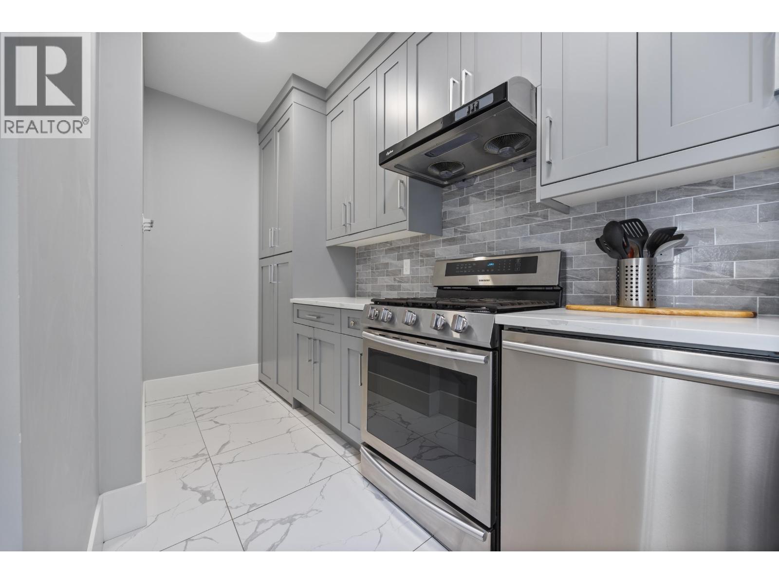 2309 Dublin Street, New Westminster, British Columbia  V3M 3B3 - Photo 6 - R3128773