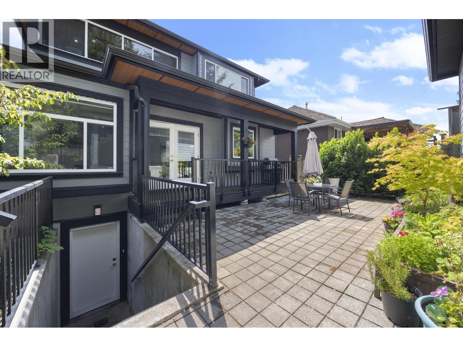 2309 Dublin Street, New Westminster, British Columbia  V3M 3B3 - Photo 33 - R3128773