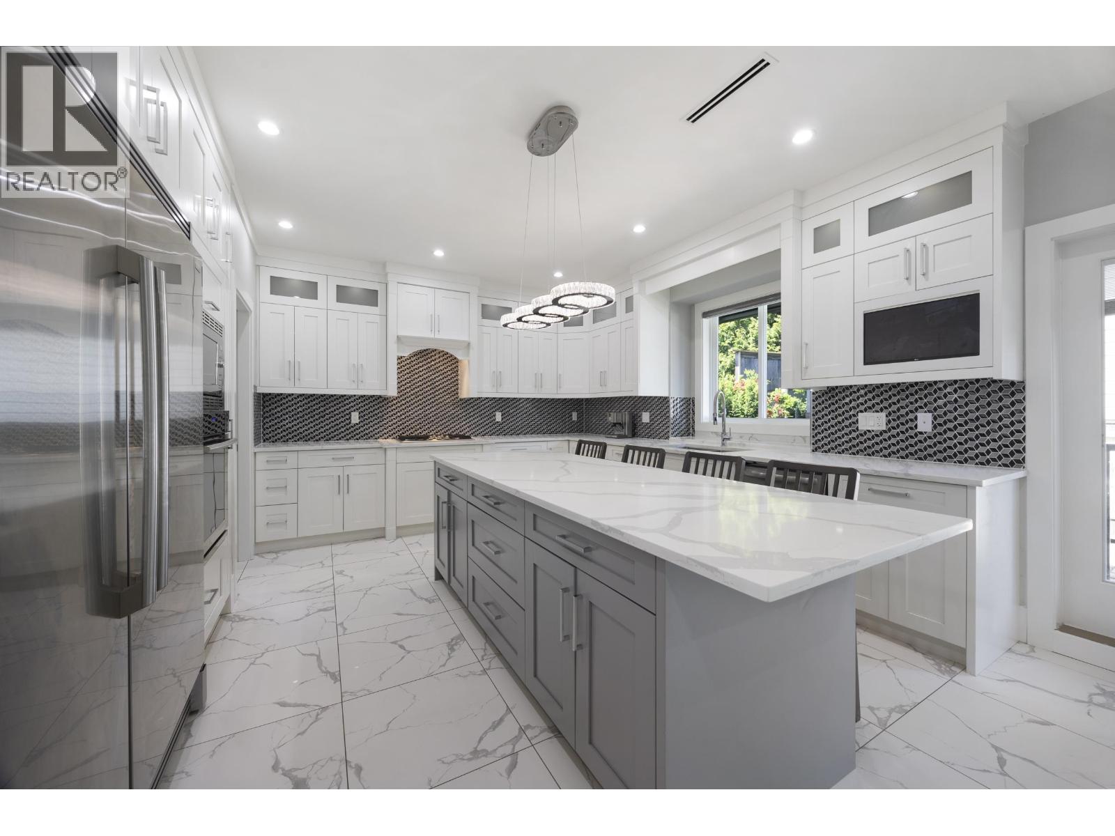 2309 Dublin Street, New Westminster, British Columbia  V3M 3B3 - Photo 4 - R3128773