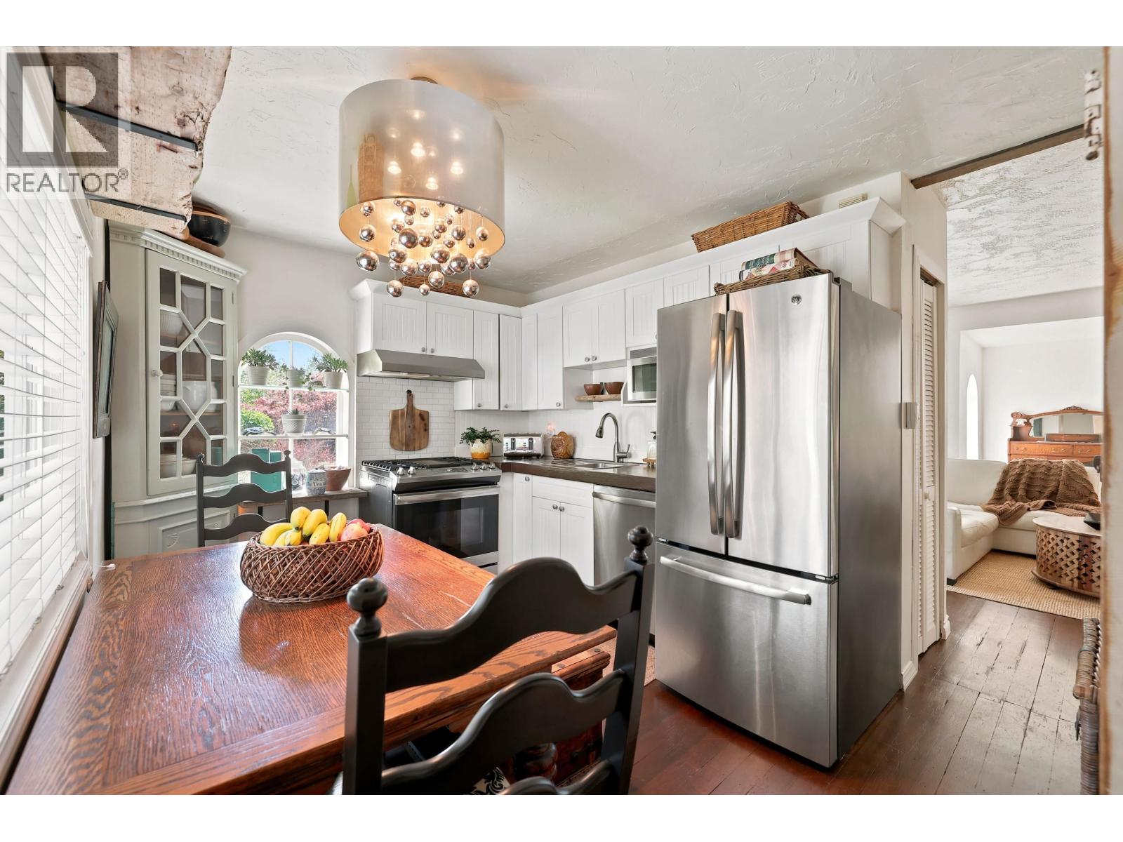 359 Ioco Road, Port Moody, British Columbia  V3H 2V9 - Photo 9 - R3157146