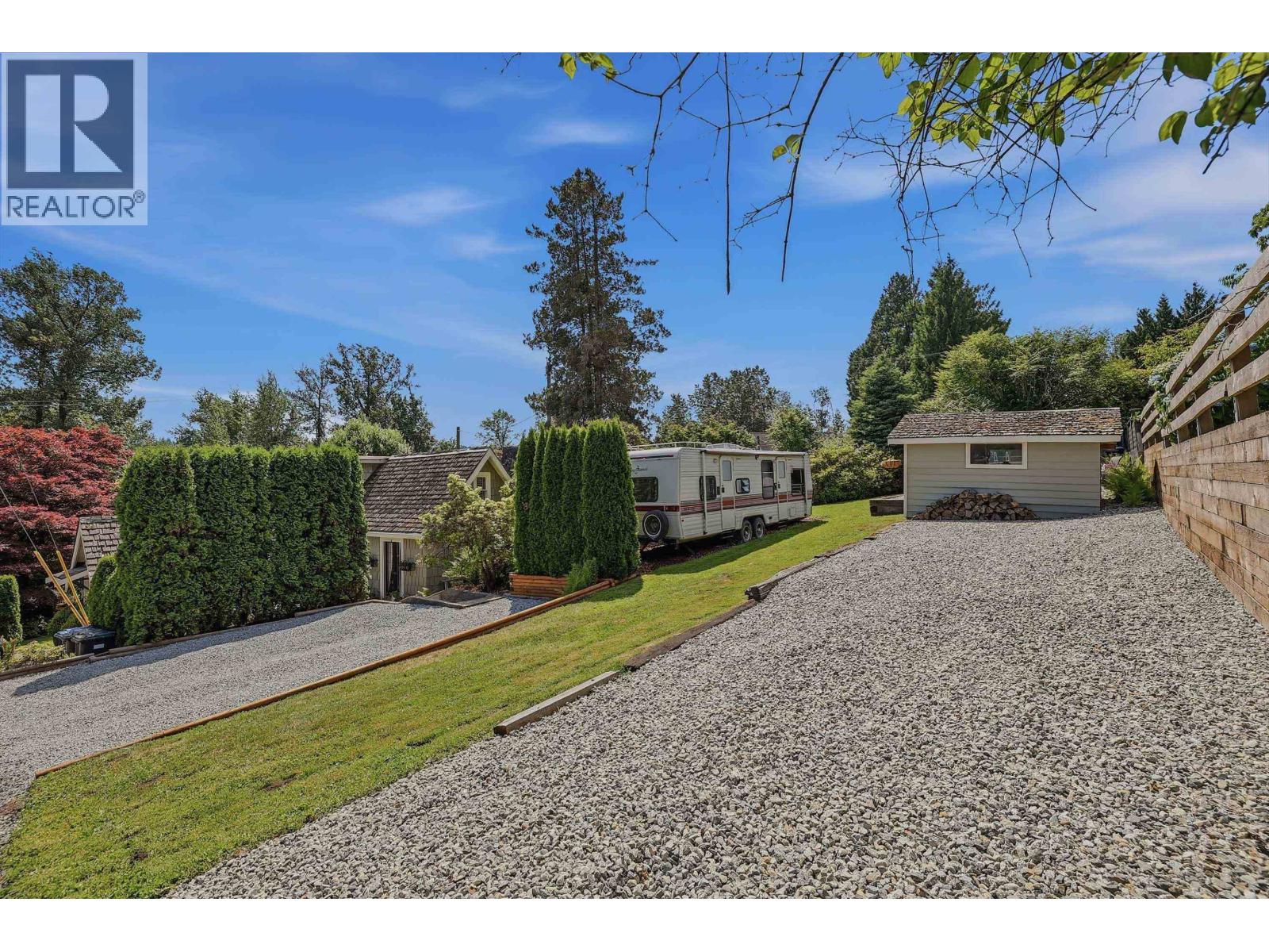 359 Ioco Road, Port Moody, British Columbia  V3H 2V9 - Photo 32 - R3157146