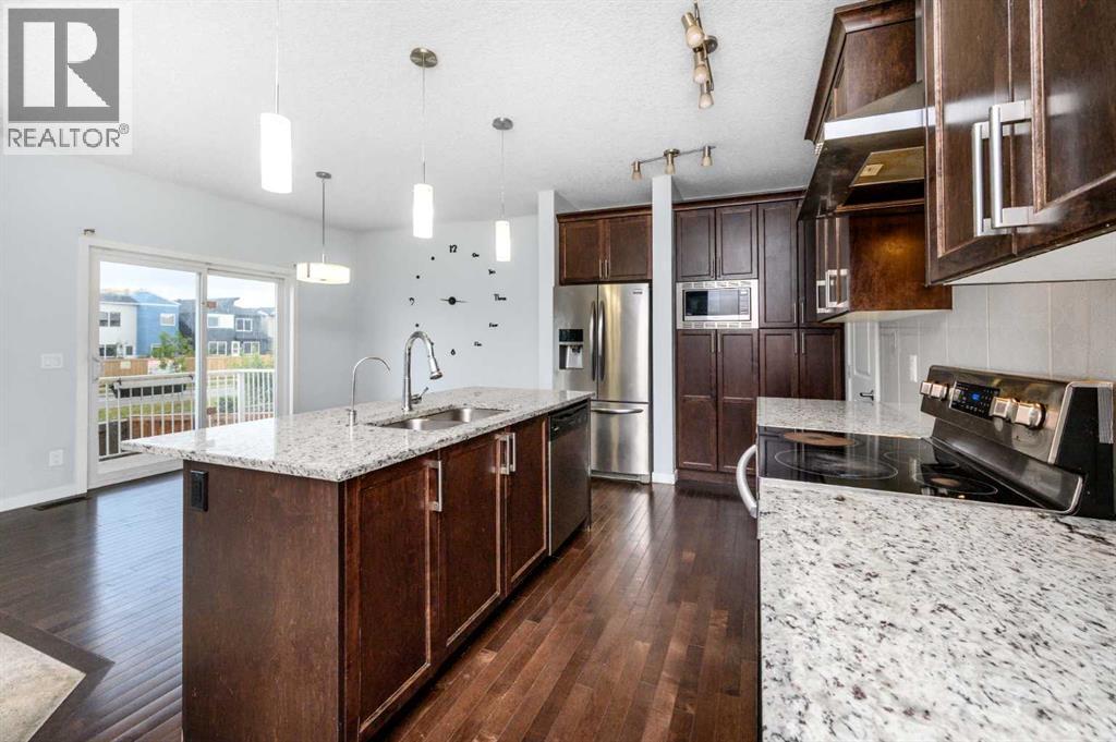 101 Savanna Close NE, Calgary, Alberta  T3J 0X7 - Photo 4 - A2337780