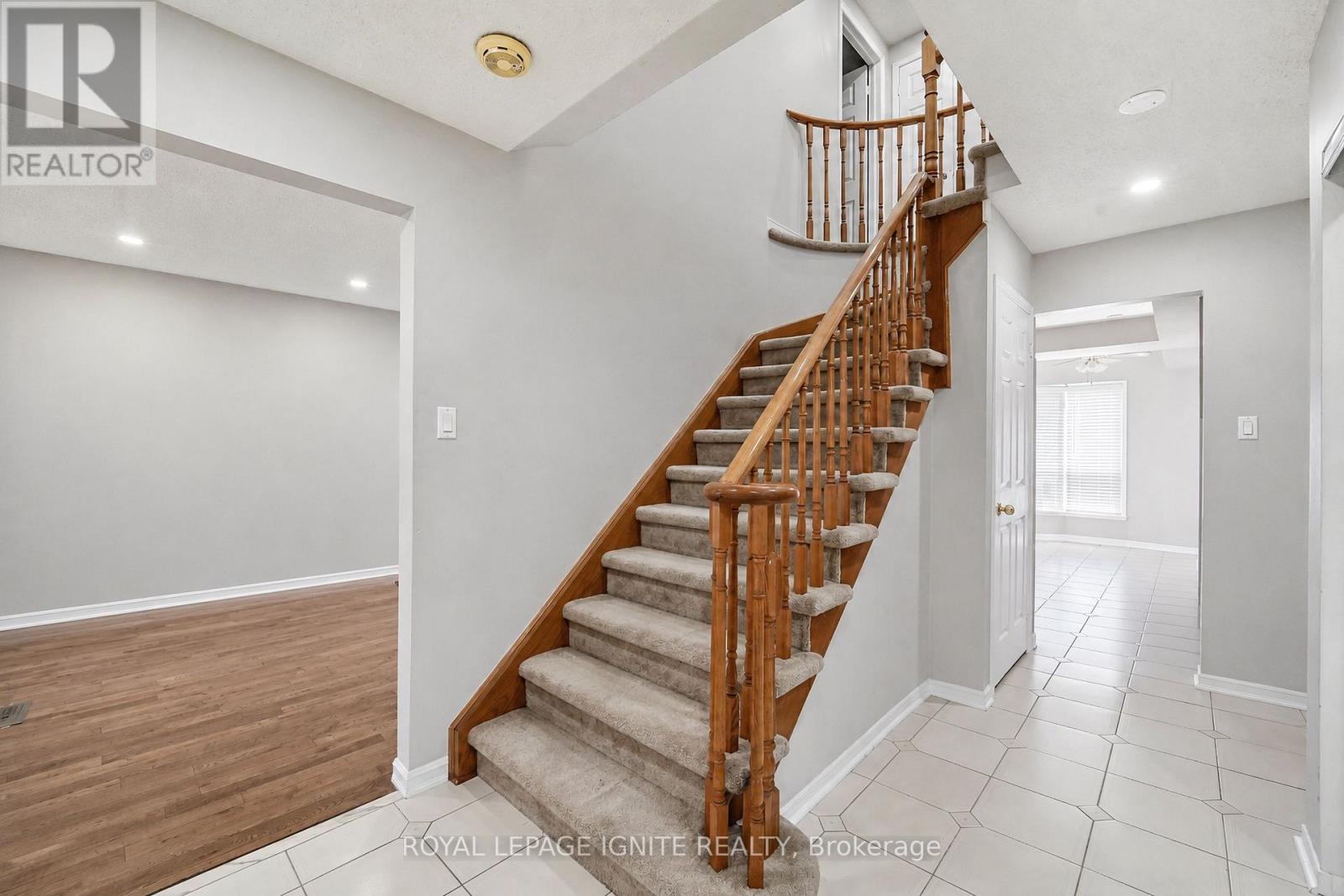 21 Halfmoon Square, Toronto, Ontario  M1C 3V4 - Photo 8 - E13176168