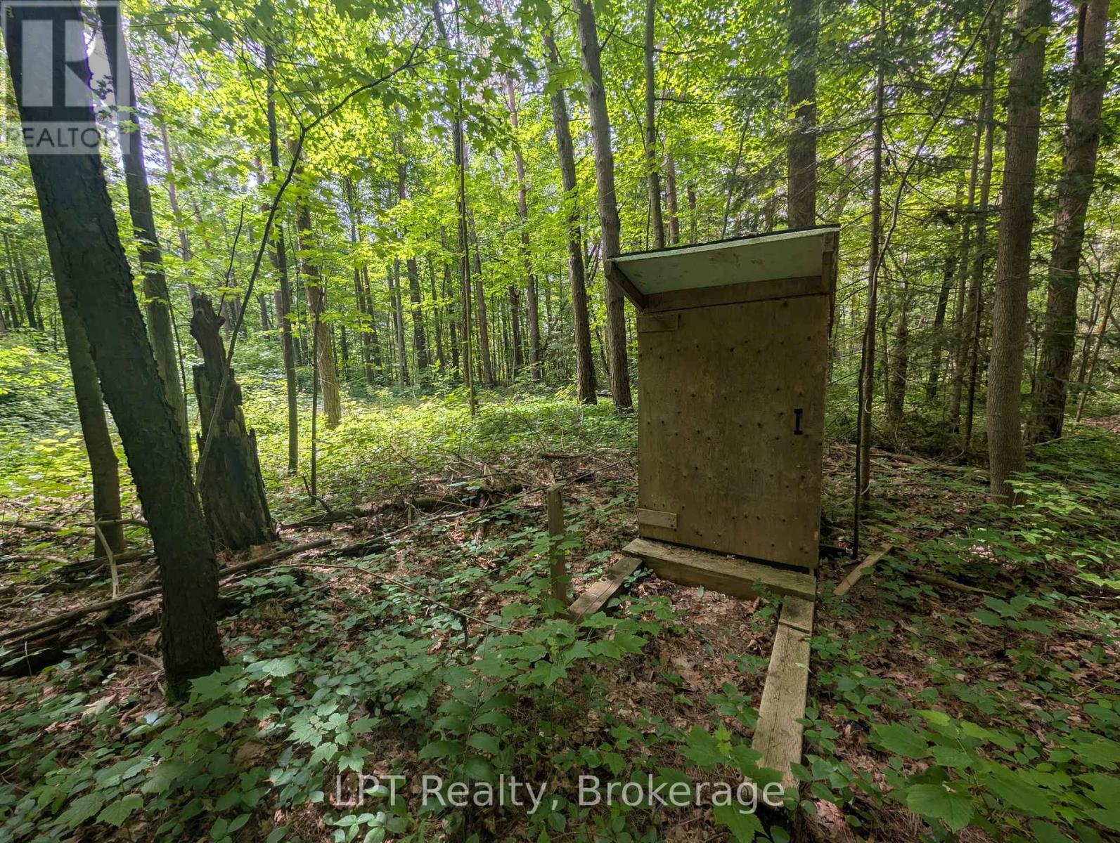 590-608 Huron Road, South Bruce Peninsula, Ontario  N0H 2T0 - Photo 31 - X12965816