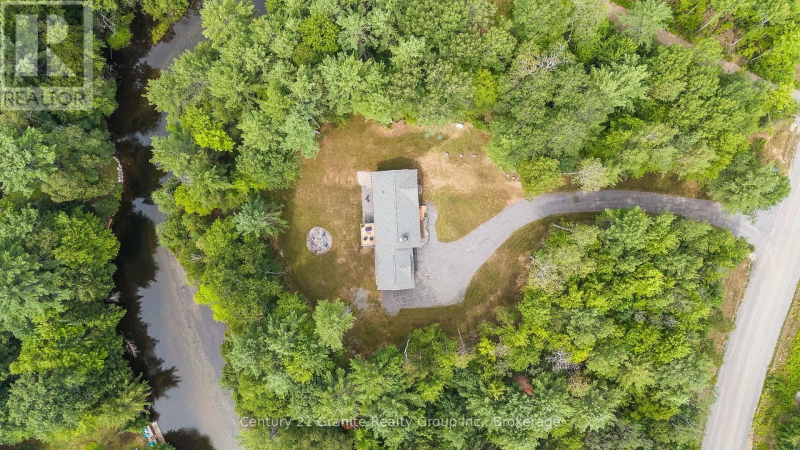 1097 Hawk Valley Road, Algonquin Highlands, Ontario  K0M 1S0 - Photo 4 - X13683290