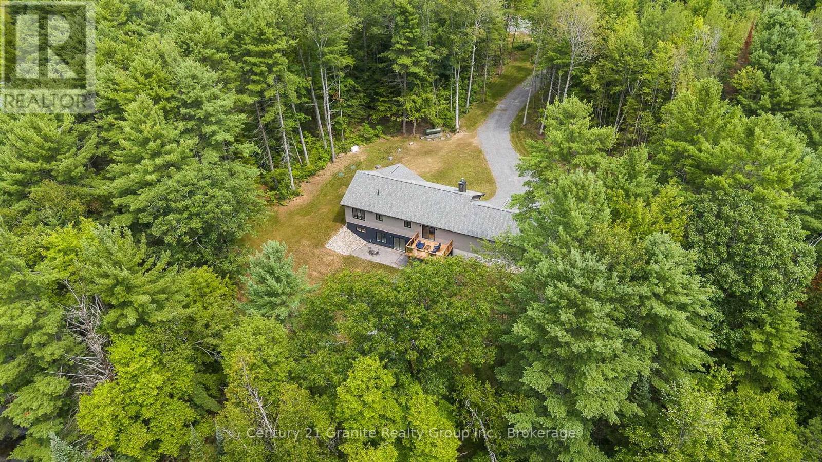 1097 Hawk Valley Road, Algonquin Highlands, Ontario  K0M 1S0 - Photo 43 - X13683290