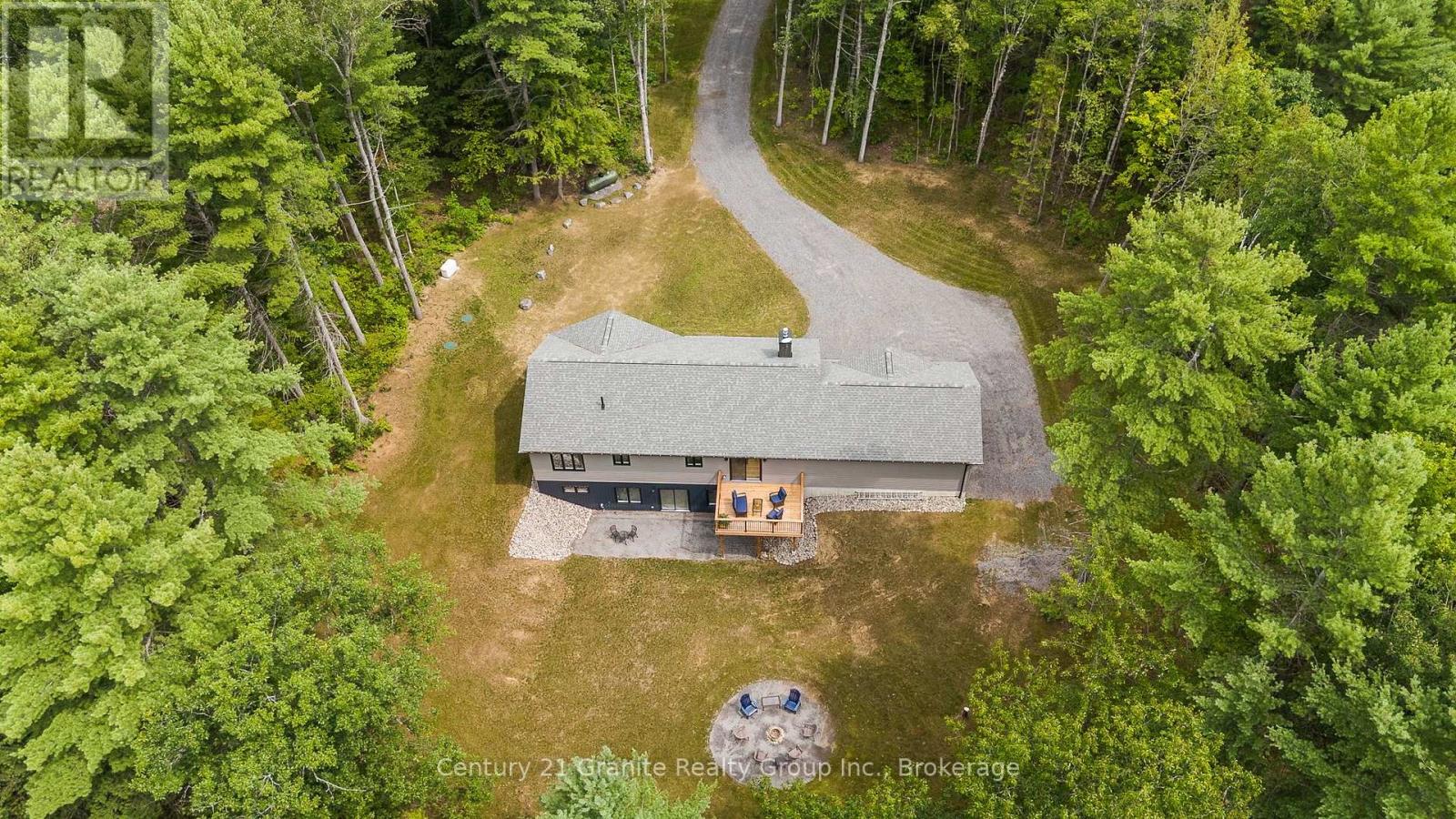 1097 Hawk Valley Road, Algonquin Highlands, Ontario  K0M 1S0 - Photo 45 - X13683290