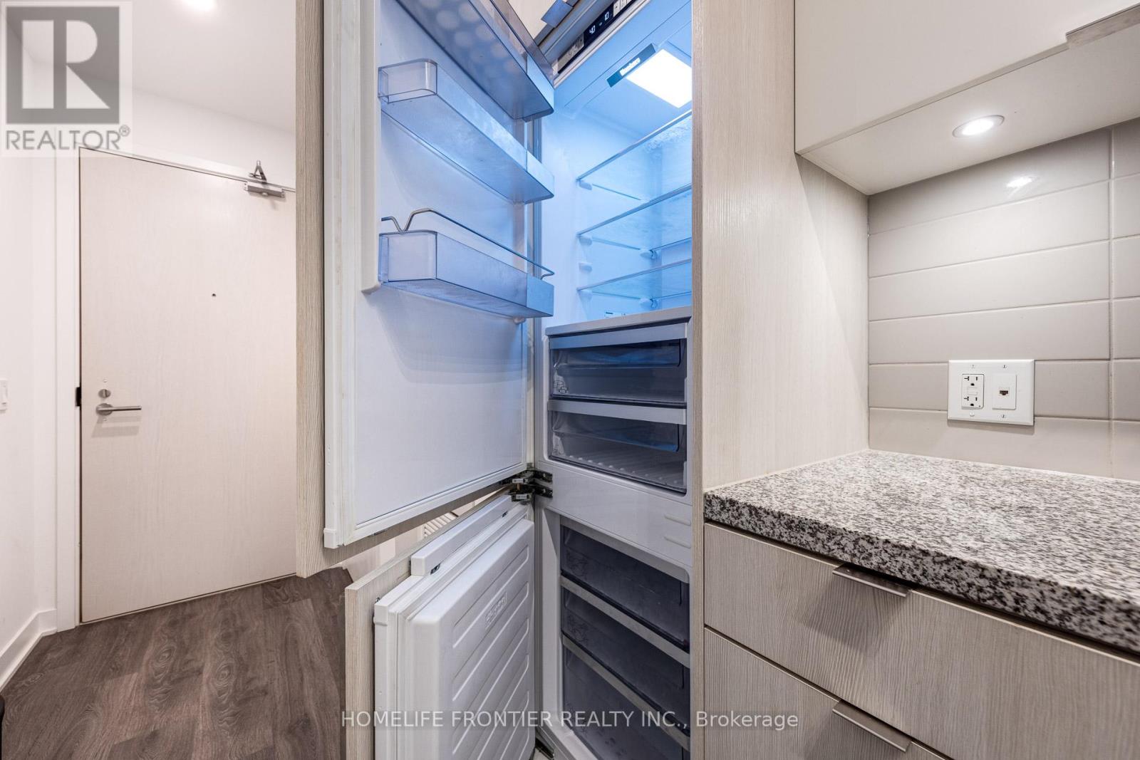 705 - 115 Blue Jays Way, Toronto, Ontario  M5V 0N4 - Photo 11 - C13683608