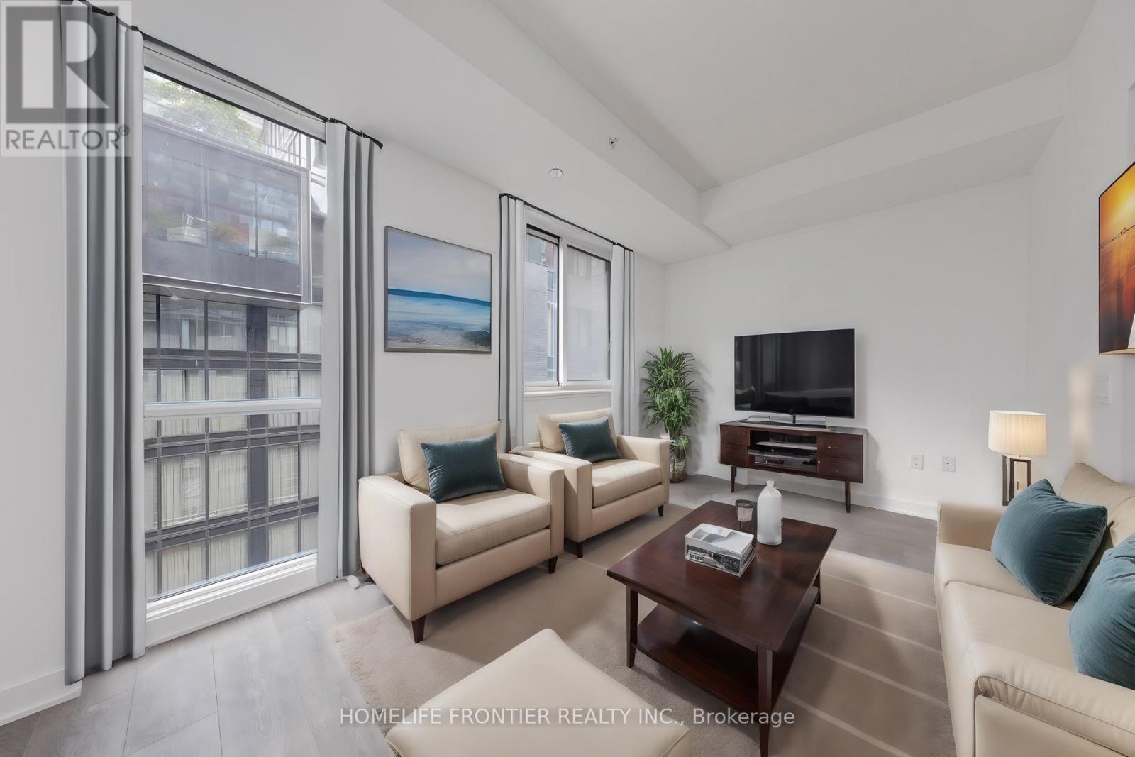 705 - 115 Blue Jays Way, Toronto, Ontario  M5V 0N4 - Photo 2 - C13683608