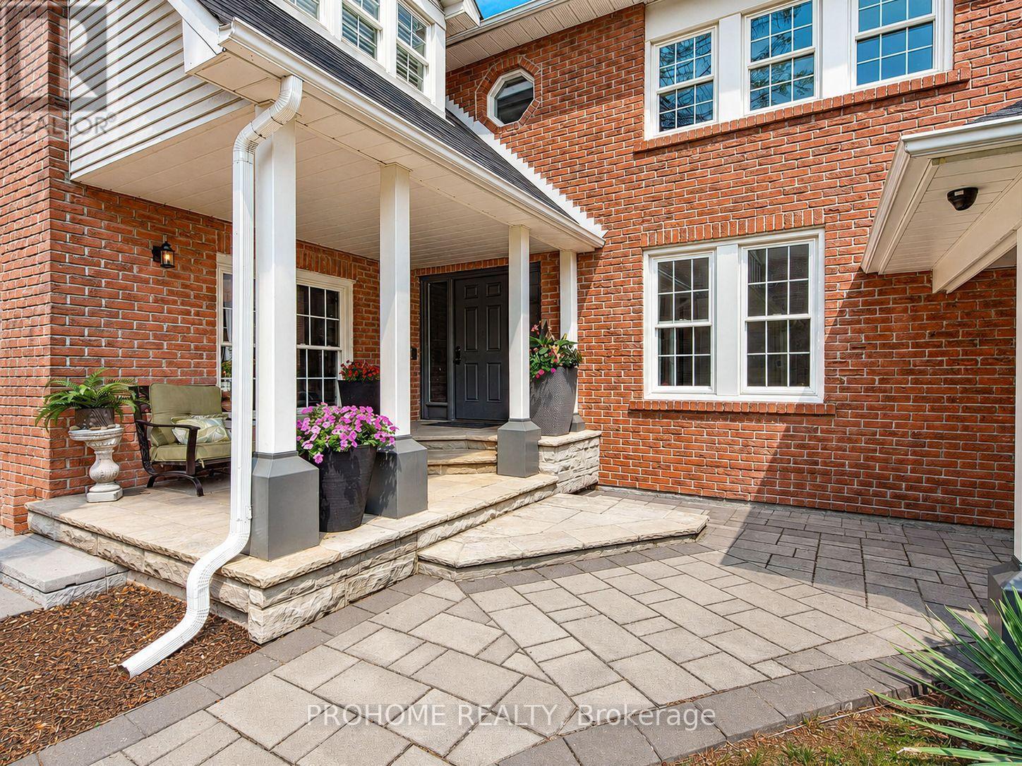 43 Rosemead Close, Markham, Ontario L3R 3Z4 - Photo 4 - N13674638