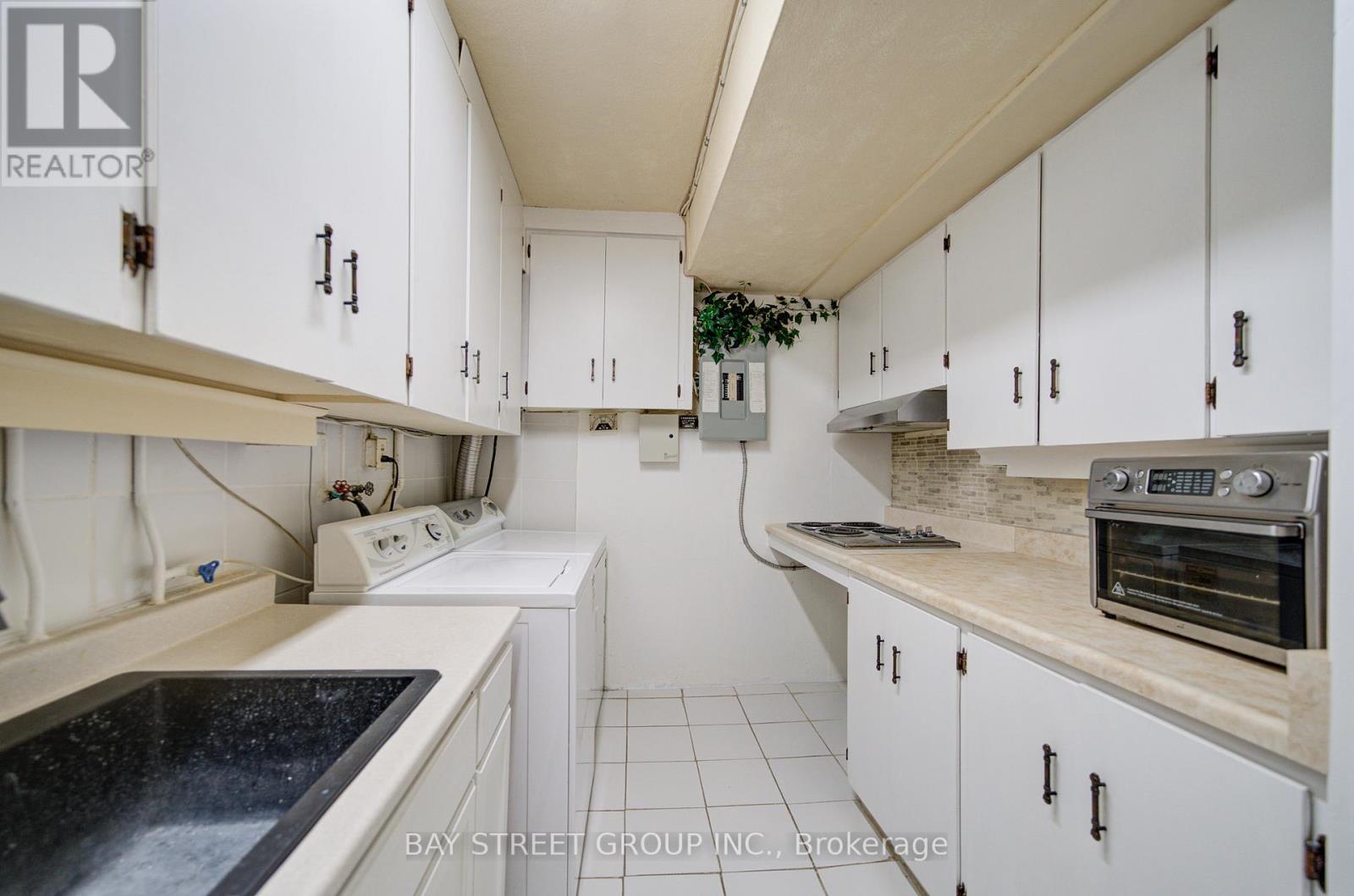 88 Marsdale Drive, St. Catharines, Ontario  L2T 3S9 - Photo 41 - X13247248