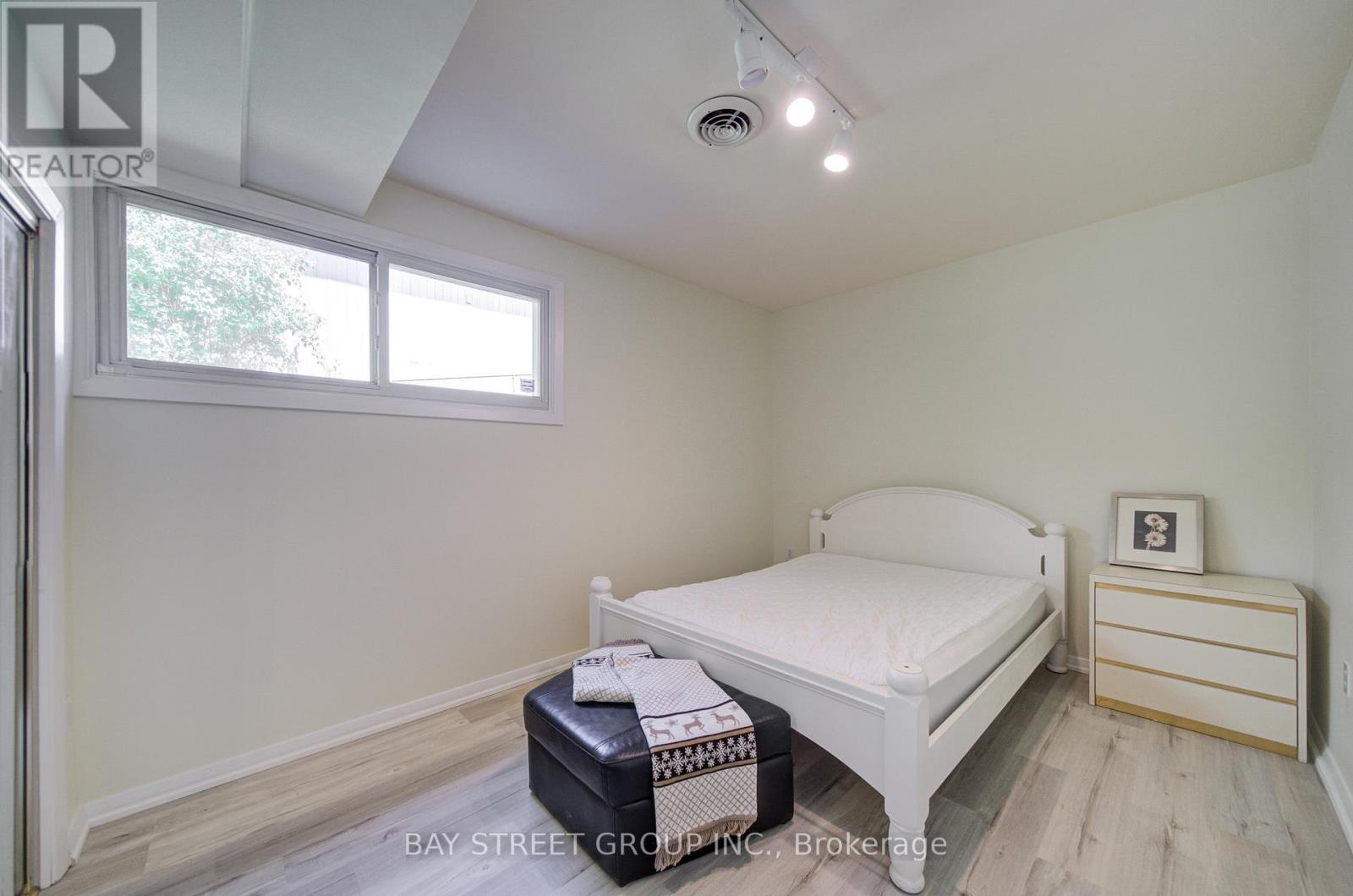 88 Marsdale Drive, St. Catharines, Ontario  L2T 3S9 - Photo 44 - X13247248