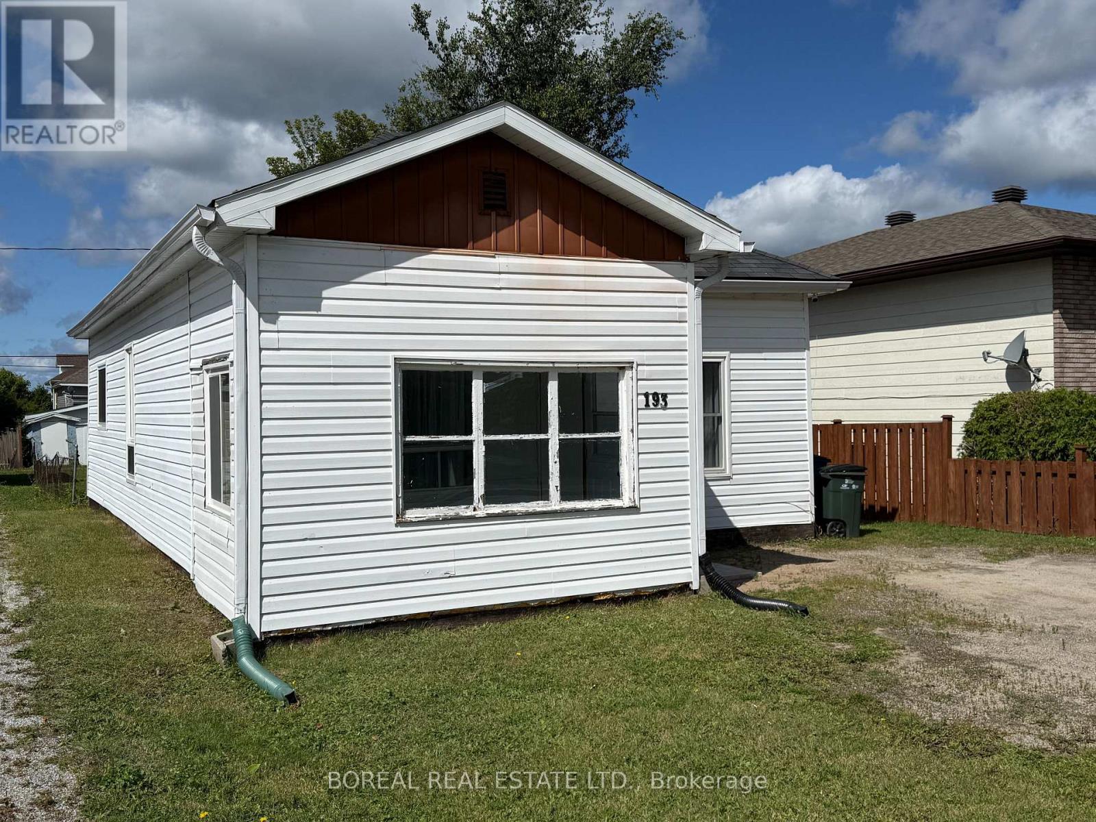 193 Twelfth Avenue, Cochrane, Ontario  P0L 1C0 - Photo 4 - T13688882