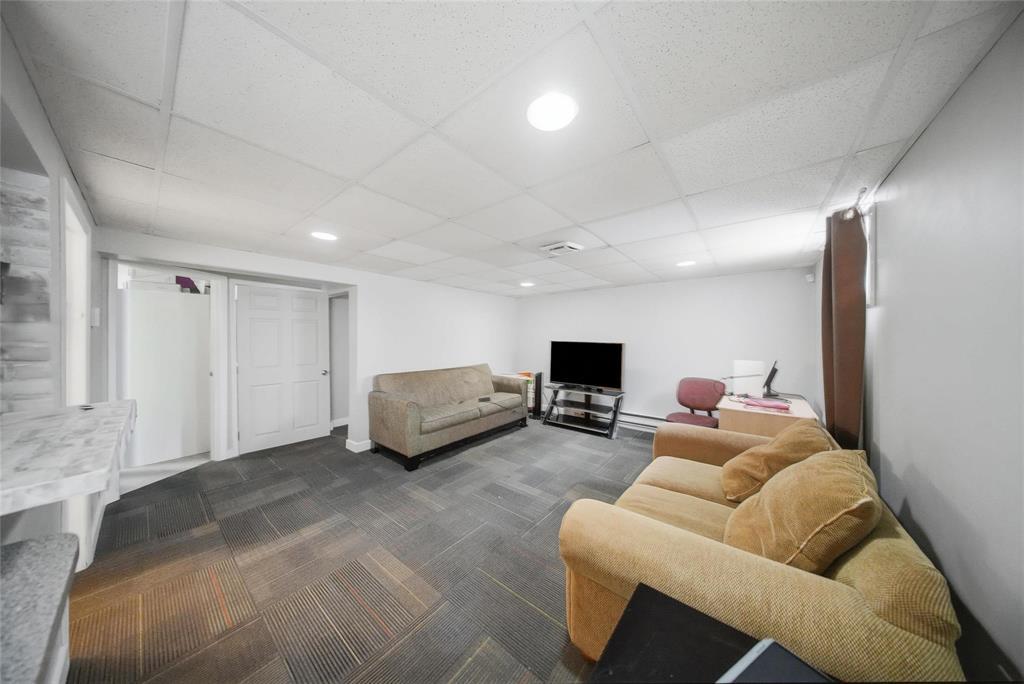 443 Regent Avenue W, Winnipeg, Manitoba  R2C 1R7 - Photo 18 - 202620337