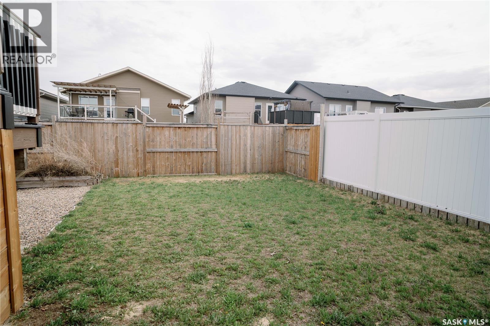 205 Reddekopp Lane, Warman, Saskatchewan  S0K 4S3 - Photo 30 - SK035887