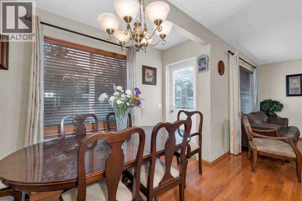 373 Bridlewood Avenue Sw, Calgary, Alberta  T2Y 4H5 - Photo 9 - A2323923