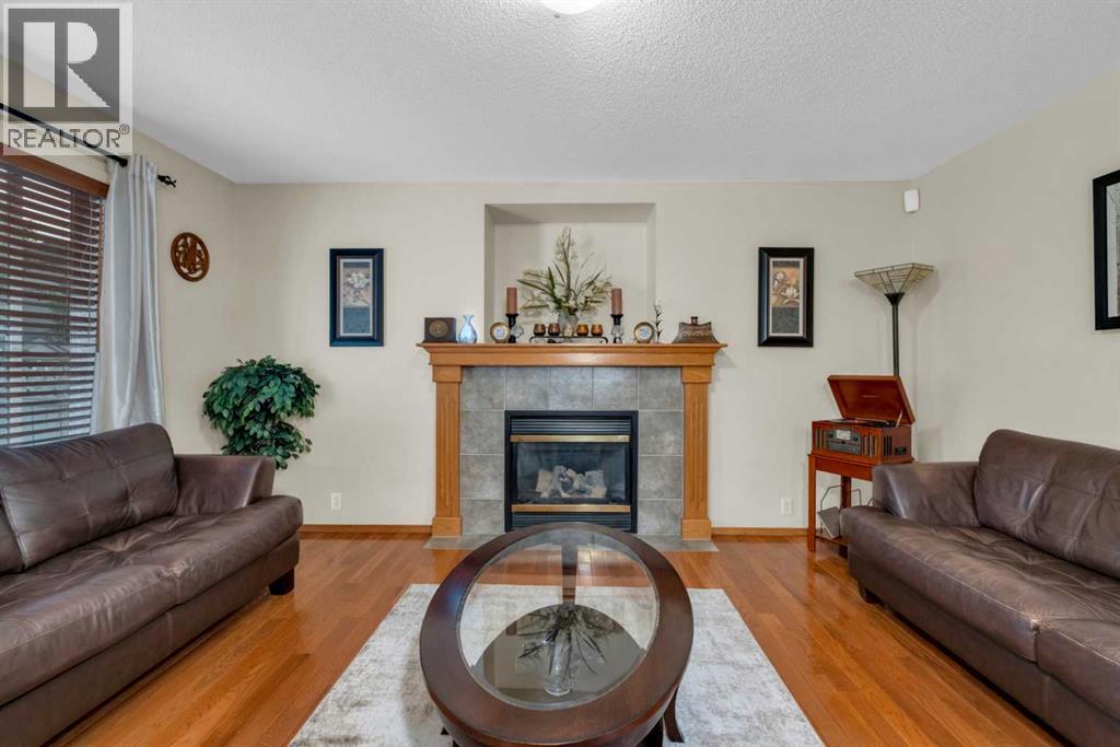 373 Bridlewood Avenue Sw, Calgary, Alberta  T2Y 4H5 - Photo 13 - A2323923