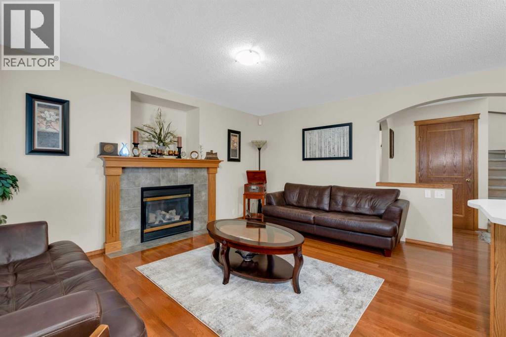 373 Bridlewood Avenue Sw, Calgary, Alberta  T2Y 4H5 - Photo 14 - A2323923
