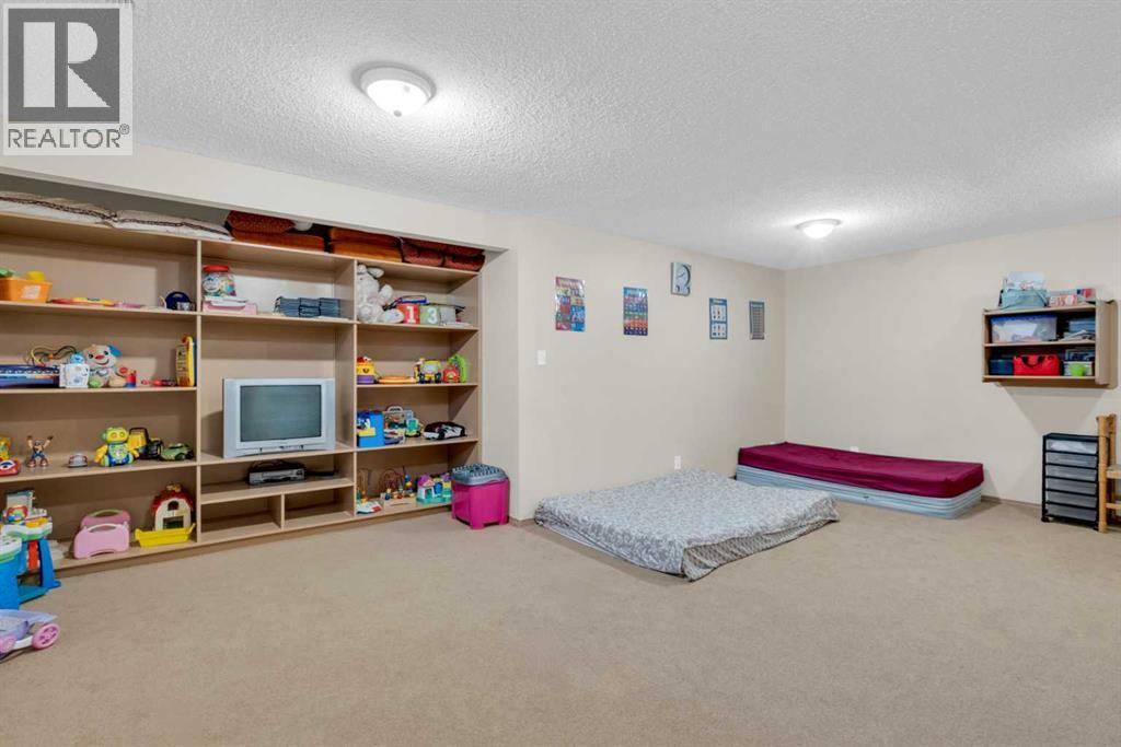 373 Bridlewood Avenue Sw, Calgary, Alberta  T2Y 4H5 - Photo 26 - A2323923
