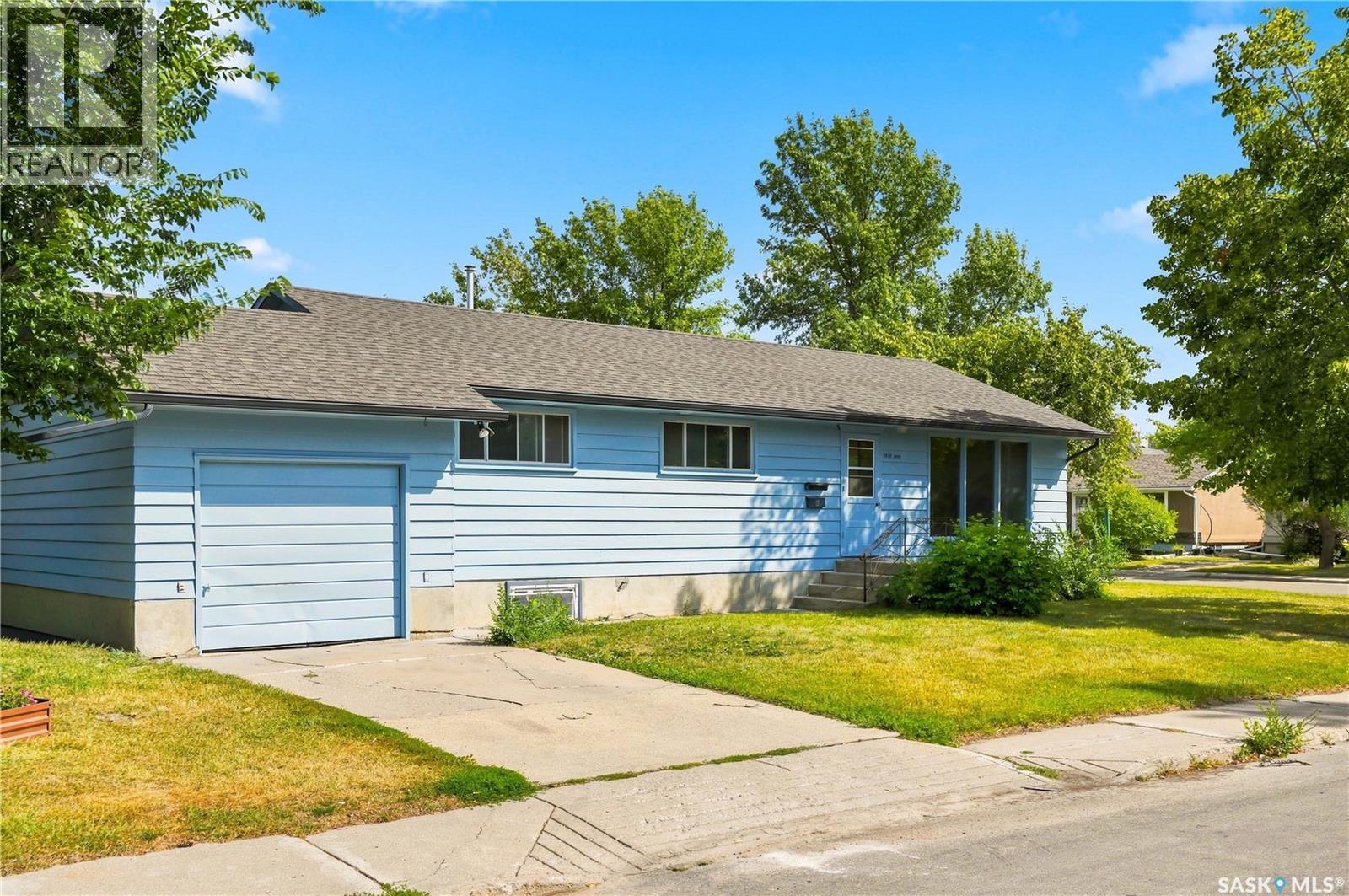 1401 10th Street E, Saskatoon, Saskatchewan  S7H 0J4 - Photo 2 - SK046042