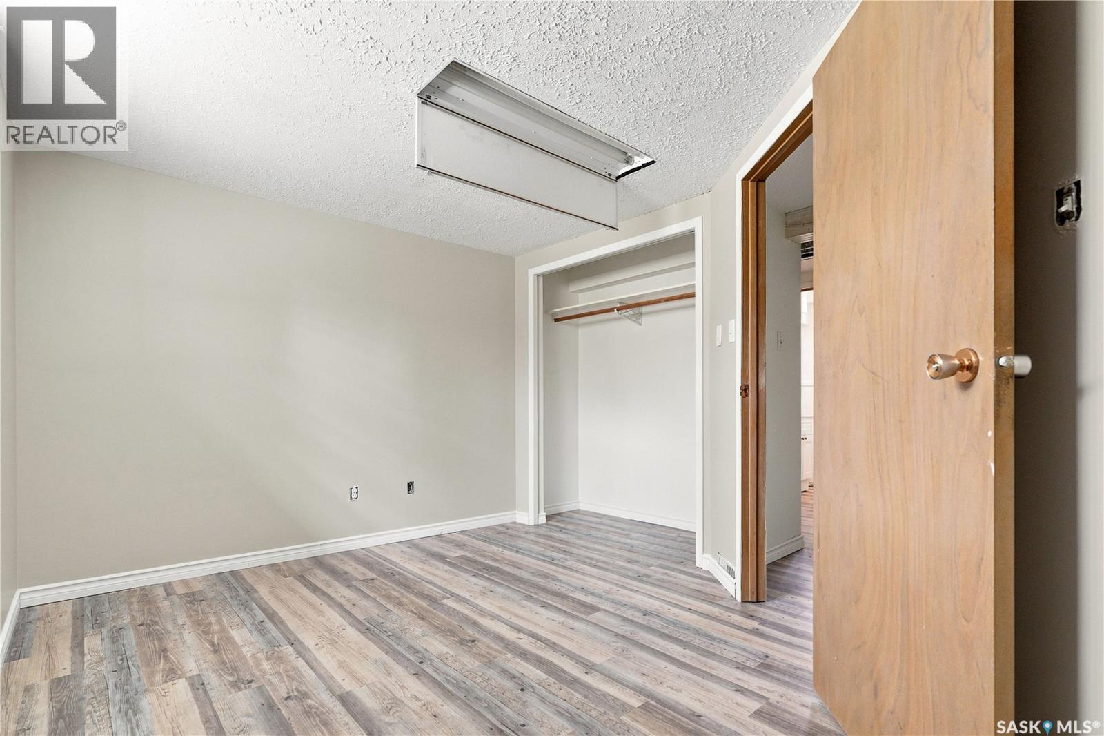 1401 10th Street E, Saskatoon, Saskatchewan  S7H 0J4 - Photo 37 - SK046042
